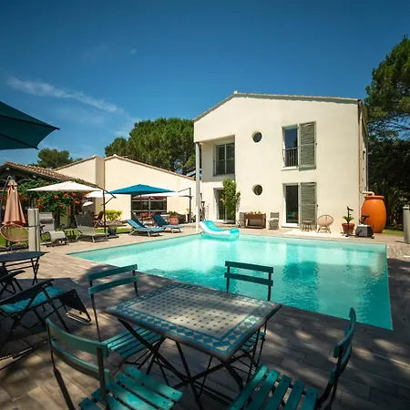 La Coucou ヴィラ ニーム