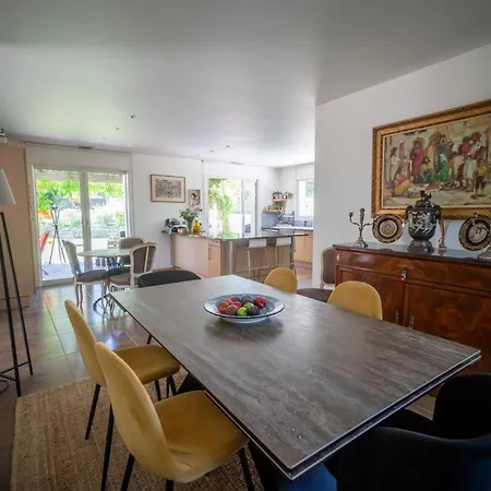 ヴィラ La Coucou *